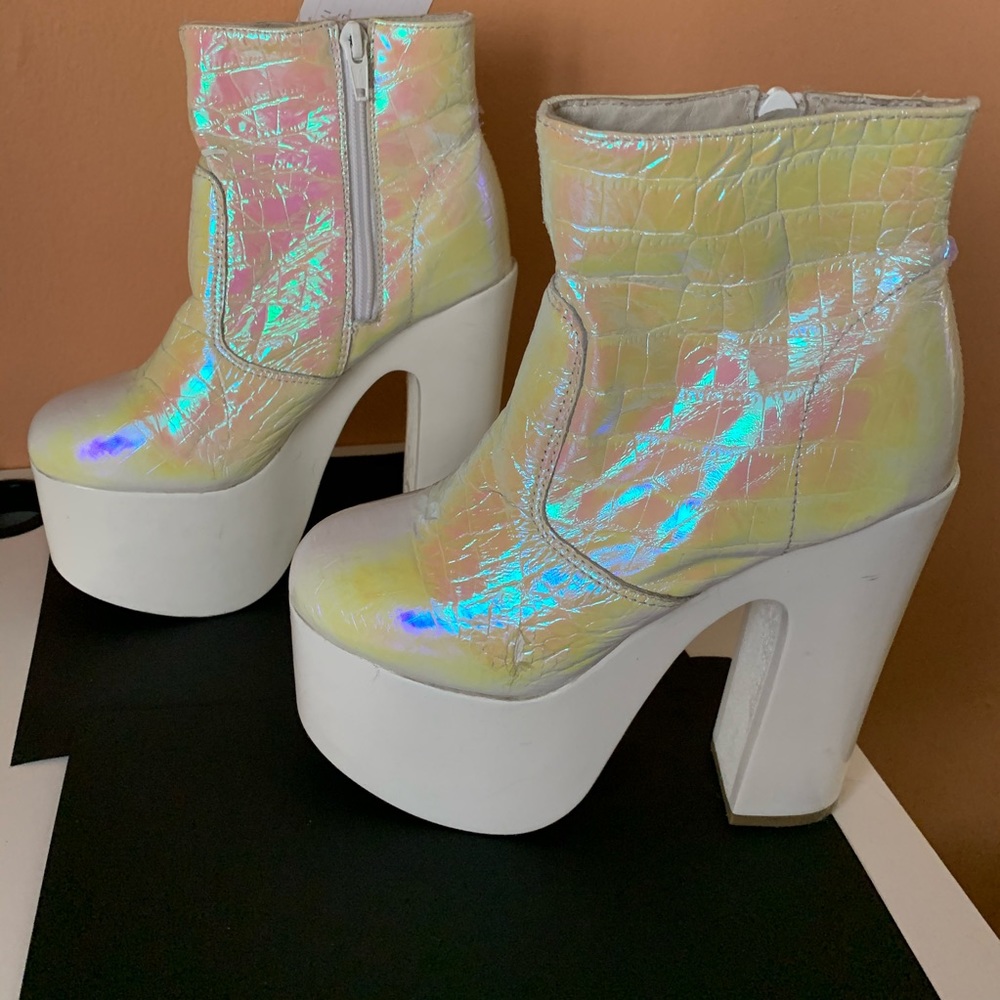 White Platform boots